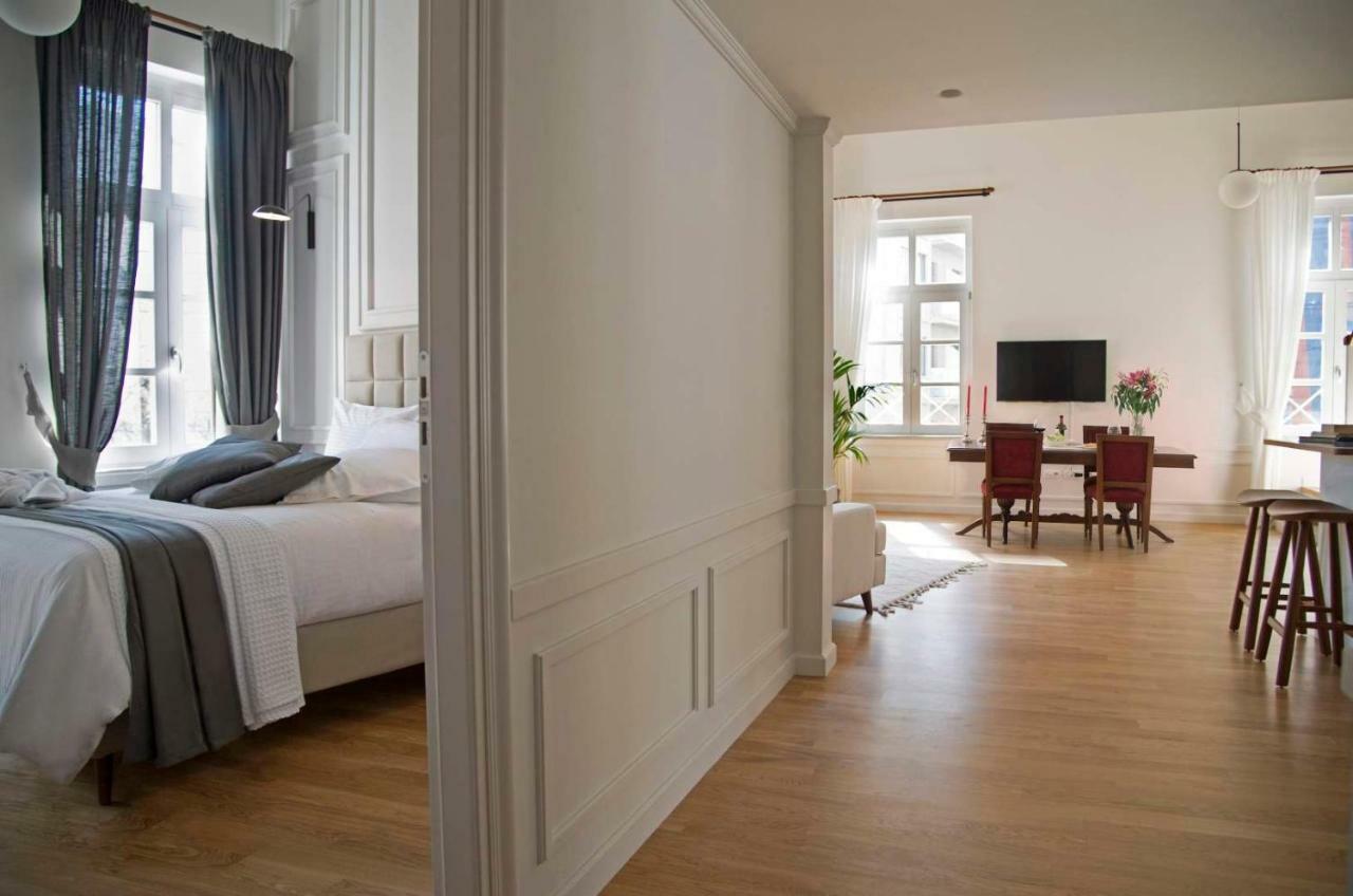 Four Streets Athens - Luxury Suites Apartments In Atina Dış mekan fotoğraf