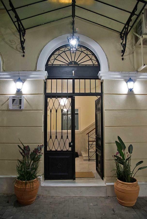 Four Streets Athens - Luxury Suites Apartments In Atina Dış mekan fotoğraf