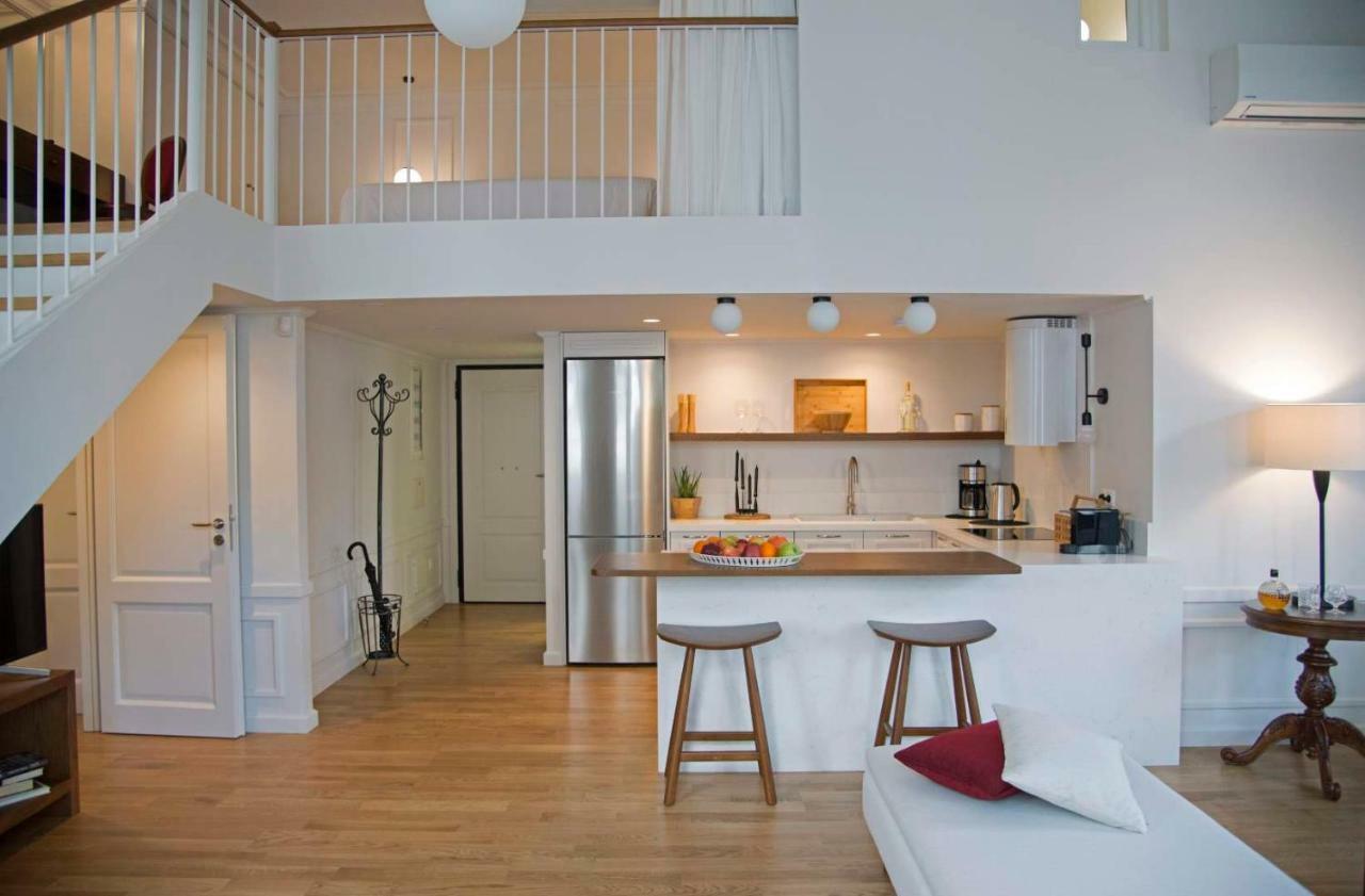 Four Streets Athens - Luxury Suites Apartments In Atina Dış mekan fotoğraf