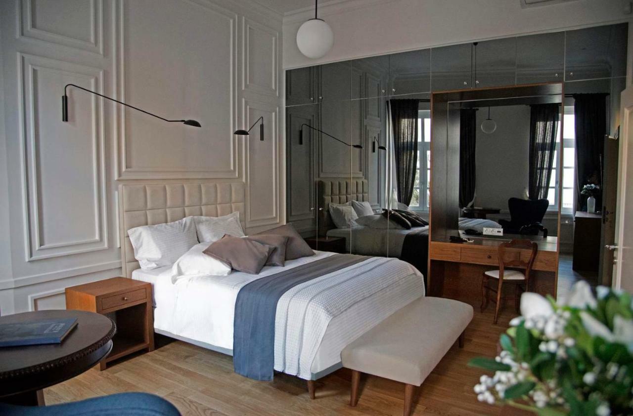 Four Streets Athens - Luxury Suites Apartments In Atina Dış mekan fotoğraf