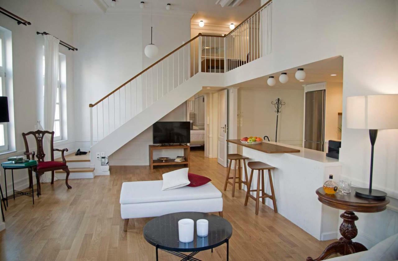 Four Streets Athens - Luxury Suites Apartments In Atina Dış mekan fotoğraf