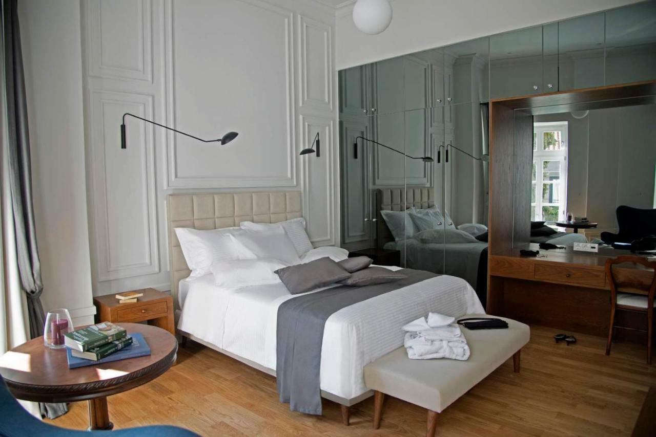 Four Streets Athens - Luxury Suites Apartments In Atina Dış mekan fotoğraf
